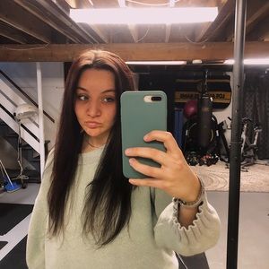 Meet your Posher, Savannah